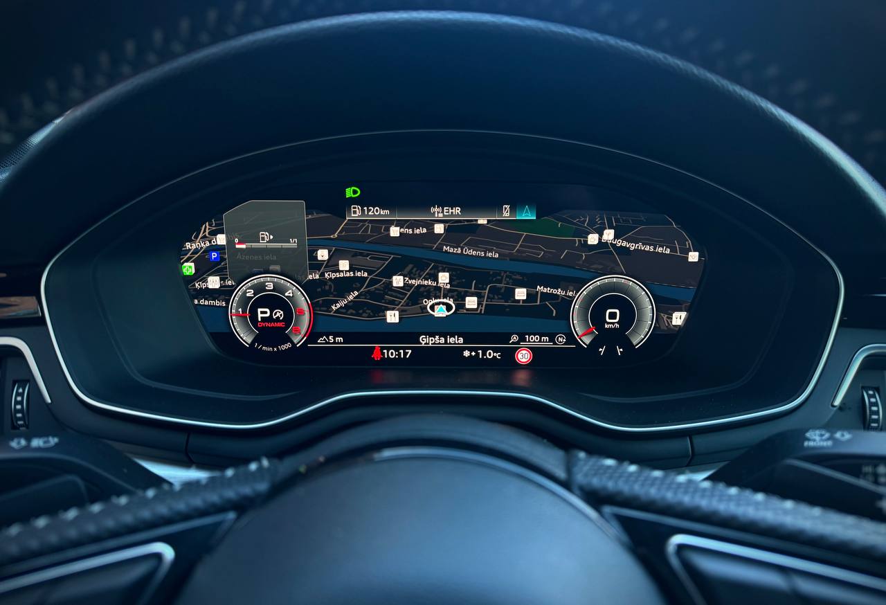 Audi A4 B9 2.0 TDI Quattro S-line