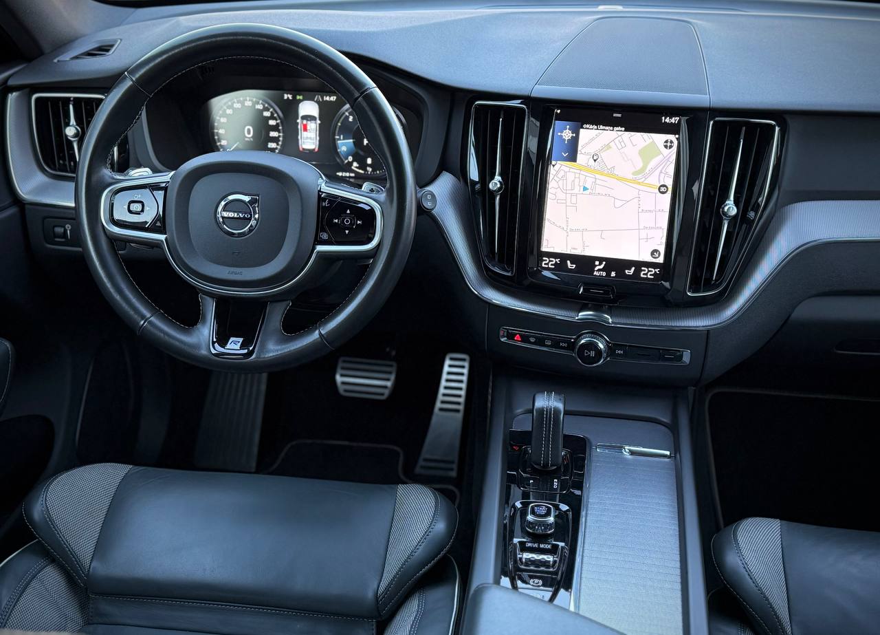 Volvo Xc60 B4 Awd R-design