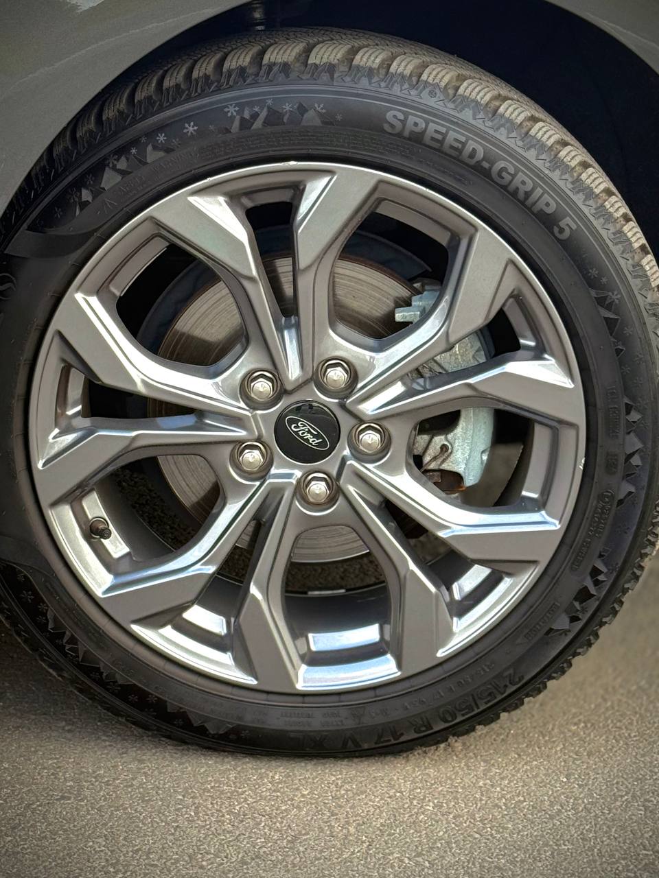 Ford Focus ST line Ecoboost Hybrid