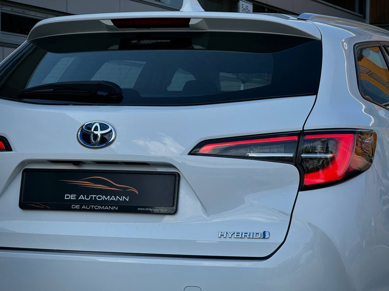 Toyota Corolla 1.8 Hybrid