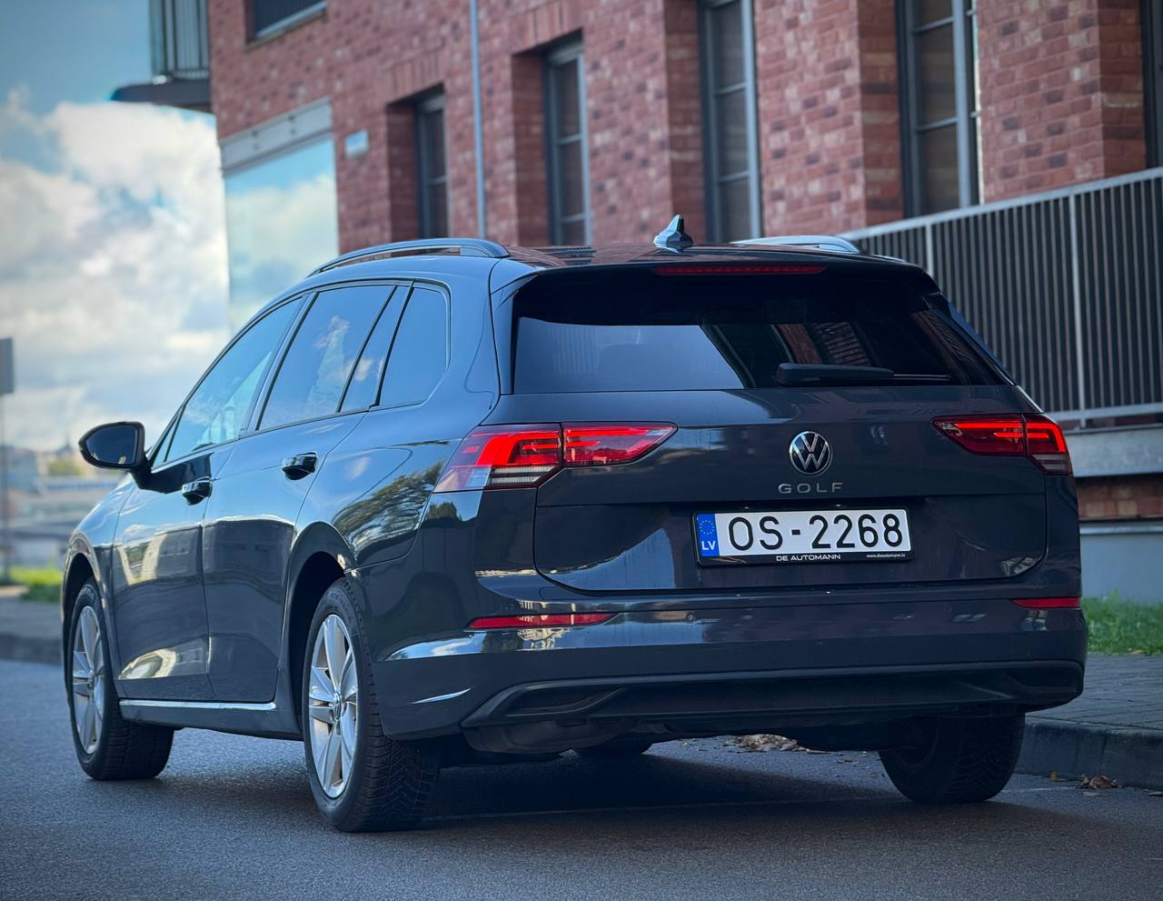 VW Golf 8 2.0tdi