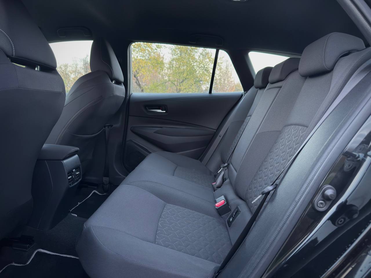 Toyota Corolla 1.8 Hybrid