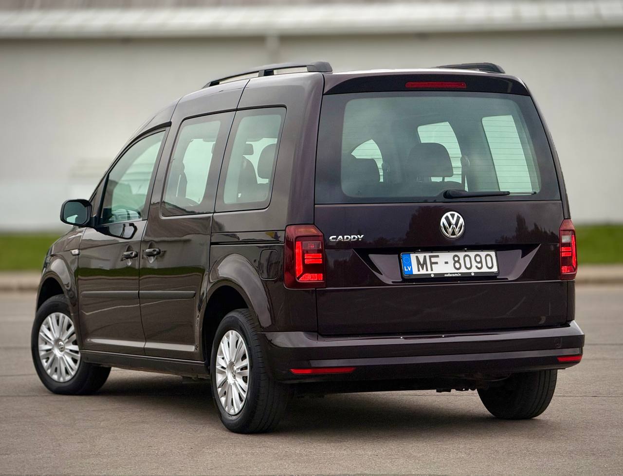 VW Caddy 2.0 TDI DSG