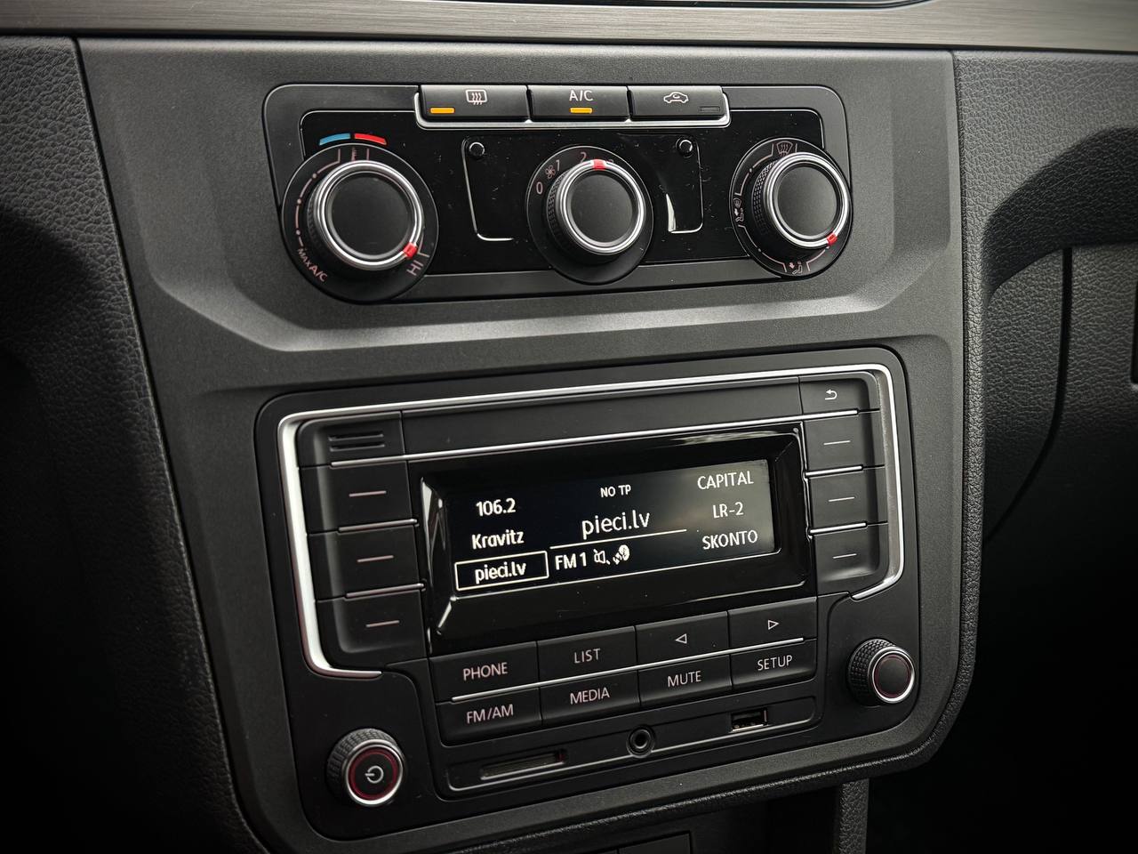 VW Caddy 2.0 TDI DSG
