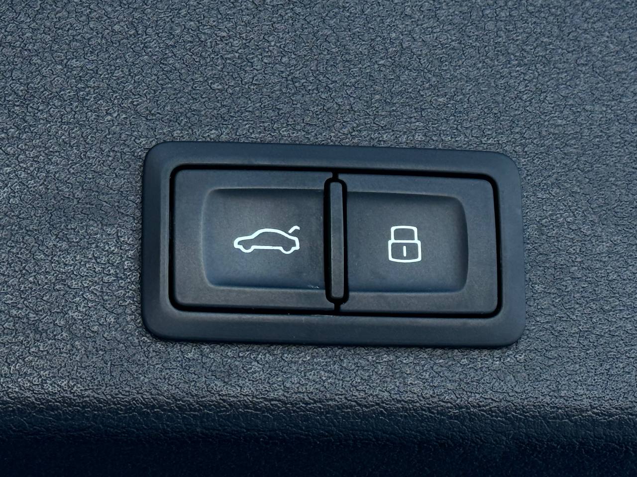 Audi A4 B9 2.0 TDI Quattro S-line