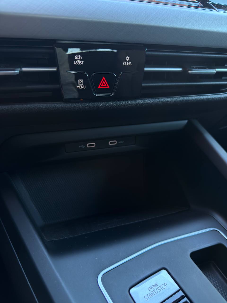 VW Golf 8 2.0tdi