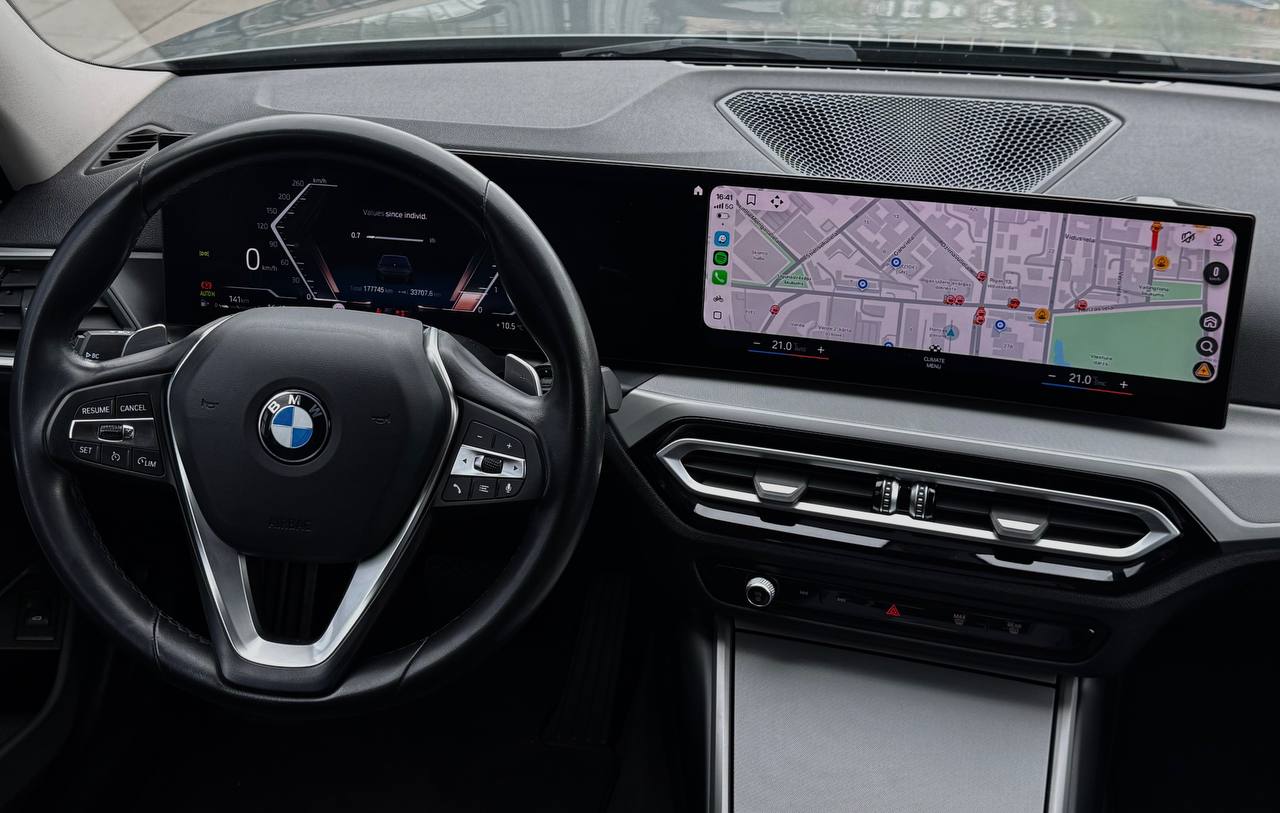 BMW 318d G21