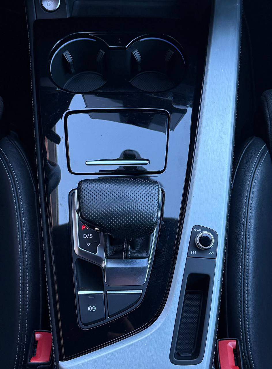 Audi A4 B9 2.0 TDI Quattro S-line