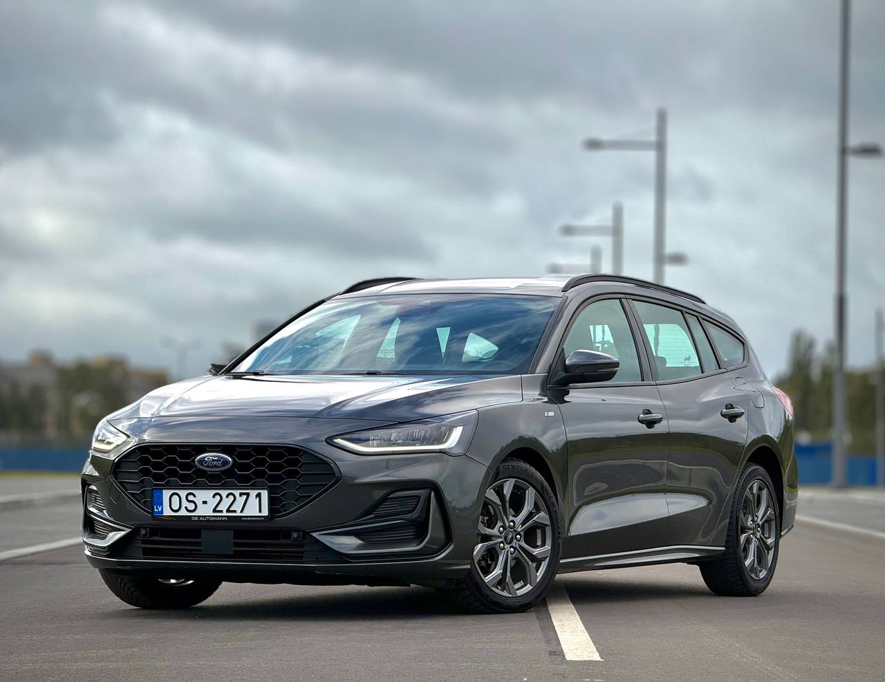 Ford Focus ST line Ecoboost Hybrid