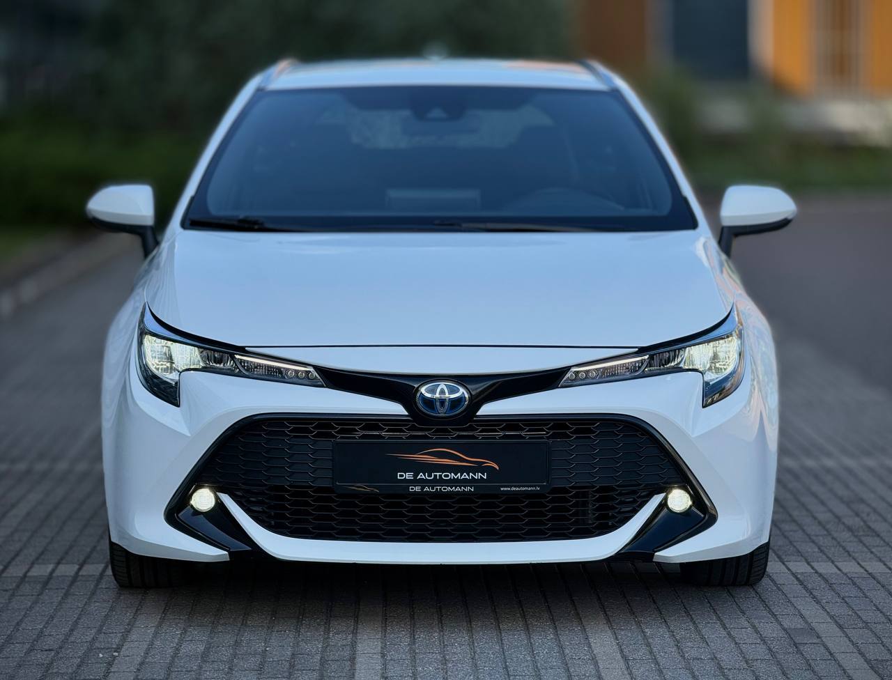 Toyota Corolla 1.8 Hybrid