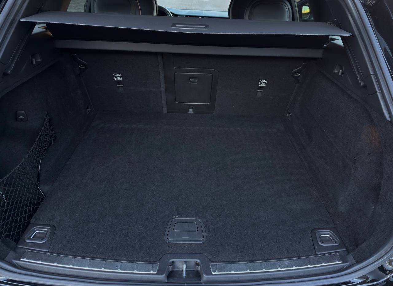 Volvo Xc60 B4 Awd R-design