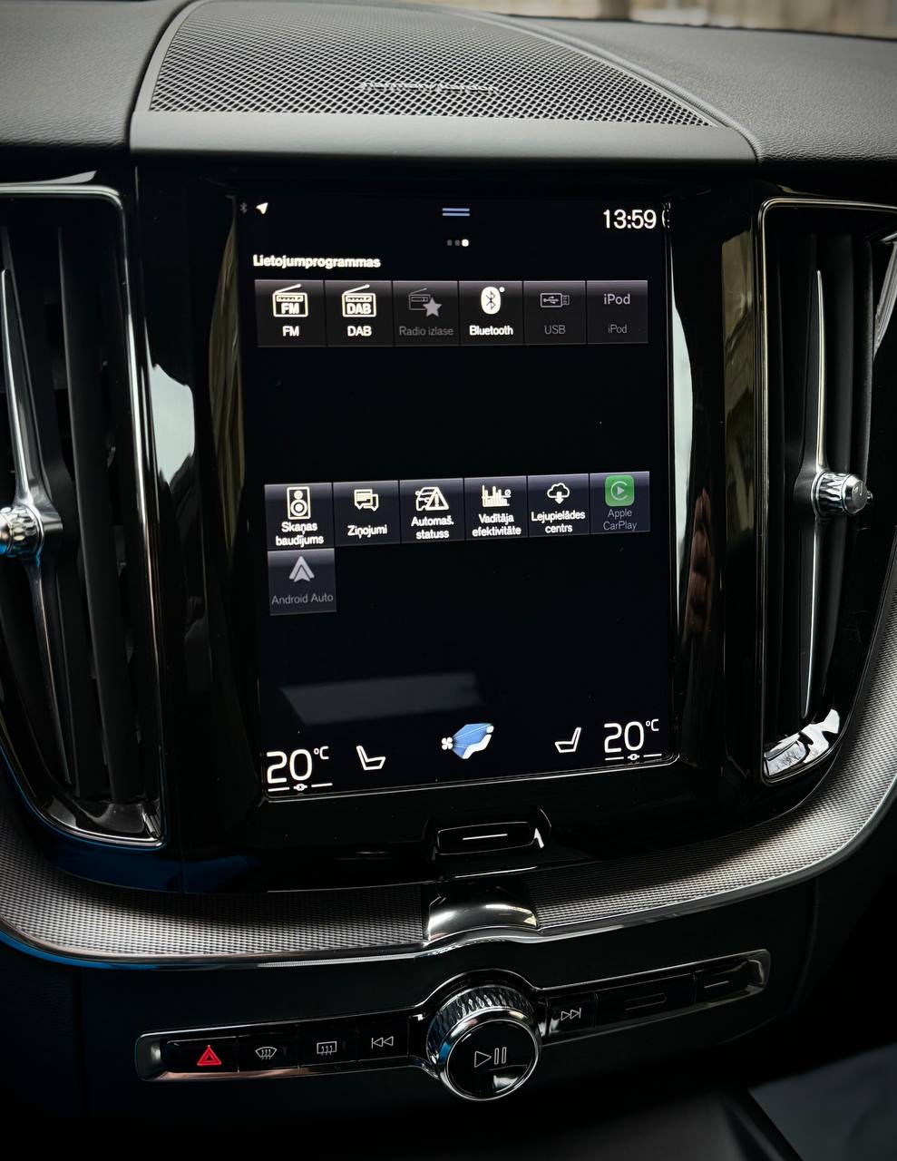 Volvo Xc60 R-design B4 Awd