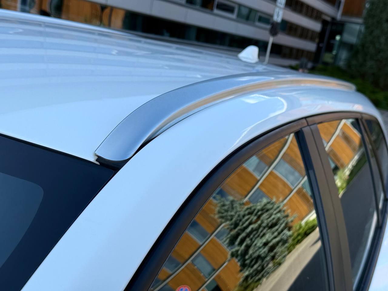 Toyota Corolla 1.8 Hybrid