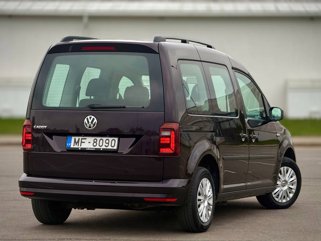 VW Caddy 2.0 TDI DSG